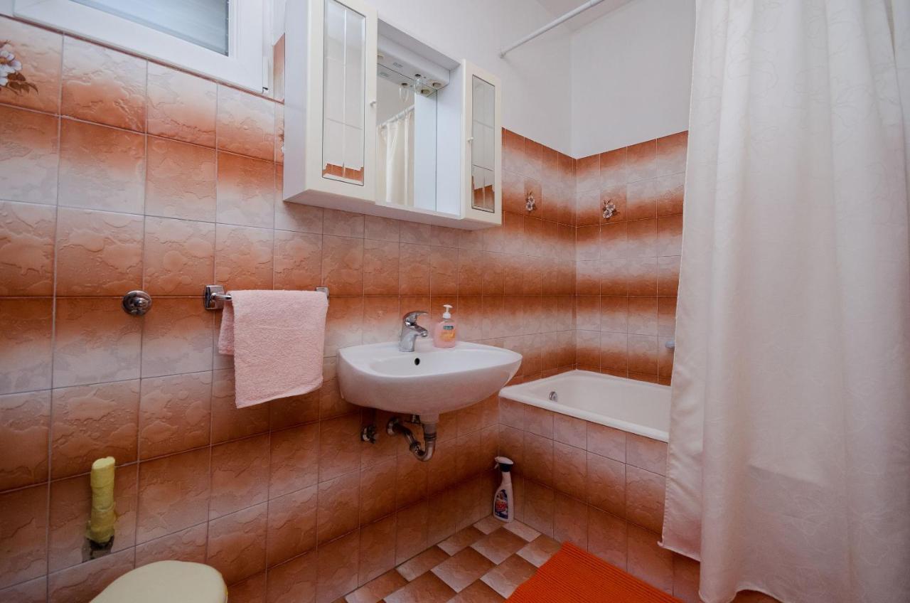 Apartment Ruza Лопар Экстерьер фото